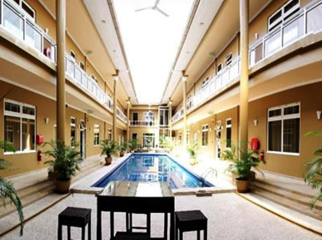 Sheva Hotel パラマリボ エクステリア 写真