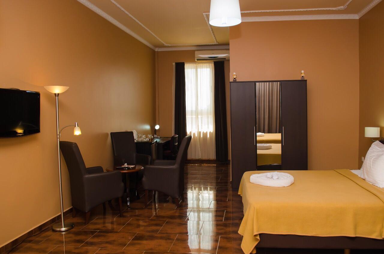 Sheva Hotel パラマリボ エクステリア 写真