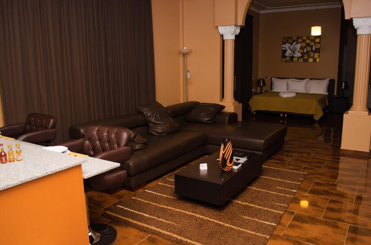 Sheva Hotel パラマリボ エクステリア 写真